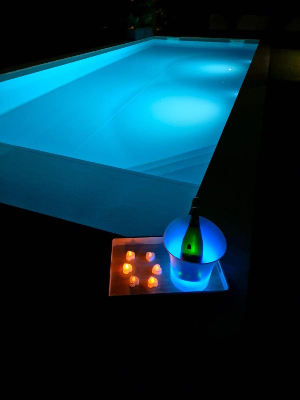 Love Room - Cocon Room - Toulon - Ольуль Экстерьер фото